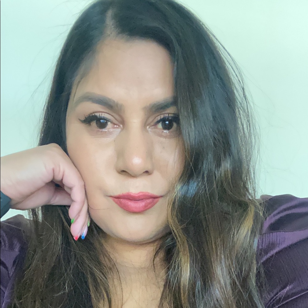 Meet your Posher, Karina